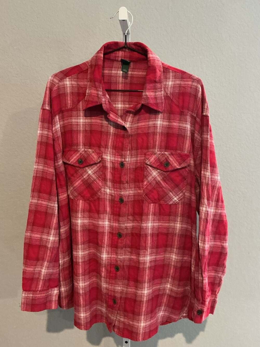 Wild Fable Red Plaid Flannel Button-Up Shirt Size L